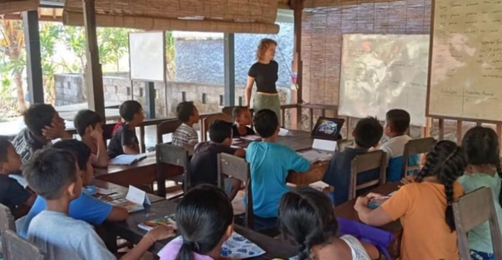 Maak het verschil: Kansarme kinderen naar school!