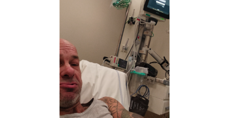 Help ernstig zieke dakloze Nederlandse man