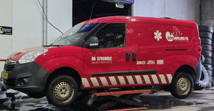 Steun Dierenambulance Frl